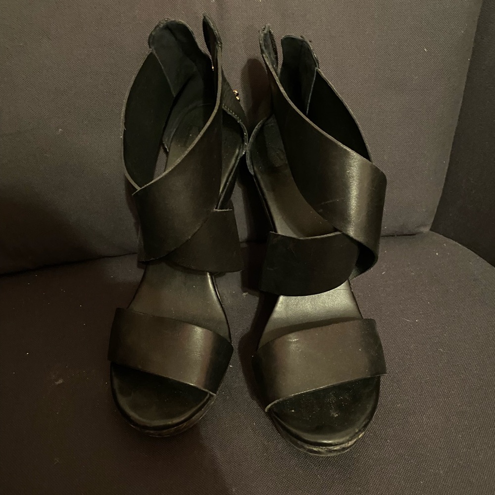 DVF Opal wedge black